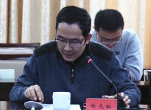 楊光祖：批評的言說方式和底線倫理作為從事文學批評近20年的文學評論者，我最想說的就是“感謝”。[詳細]