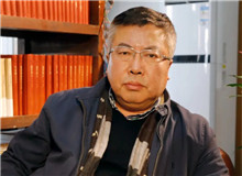 人民文學出版社：擁抱市場，七旬老社壯心不已　　“新時代文學攀登計劃”第一批19部作品中，人民文學出版社有8部入選。[詳細]