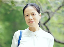 譯林出版社：文學出版人必須從稿子和案頭抬起頭來　　高起點高品質原創文學出版和一流外國作家作品在譯林社相得益彰，屢有作品獲獎。[詳細]