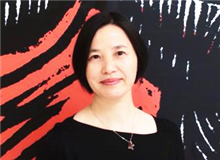 浙江文藝出版社：讓多介質的傳播成為彰顯文學價值　　浙江文藝社以出版高品位、高格調、高質量的中外名著和學術著作而為廣大讀者所熟知。[詳細]