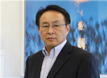 江蘇鳳凰文藝出版社：文學出版如何破圈傳播？　　南京的發展與文學相生相伴，既有豐富底蘊的千年文脈，也有流光溢彩的現代風采。[詳細]