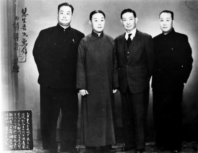 京劇“四大名旦”合影（左起：程硯秋、尚小云、梅蘭芳、荀慧生） 資料圖片